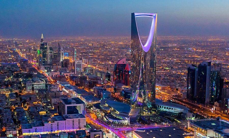 مسؤول سعودي ارتفاع عدد الاصابات بفيروس كورونا في الرياض تعود للكثافة السكانية - أسابيع قليلة كافية لكسر حلقة إتساع فيروس كورونا في الرياض بشرط واحد..فيديو